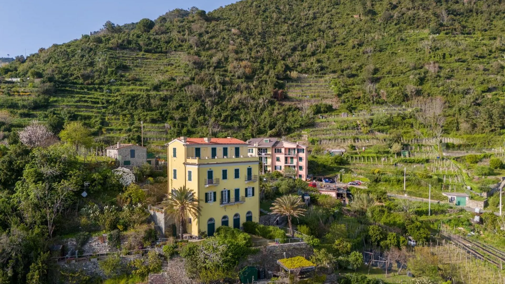 New Hanging Garden Corniglia 0*,  Italy